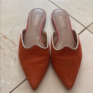 Terracota Pointed Toe Mules for Casual Elegance